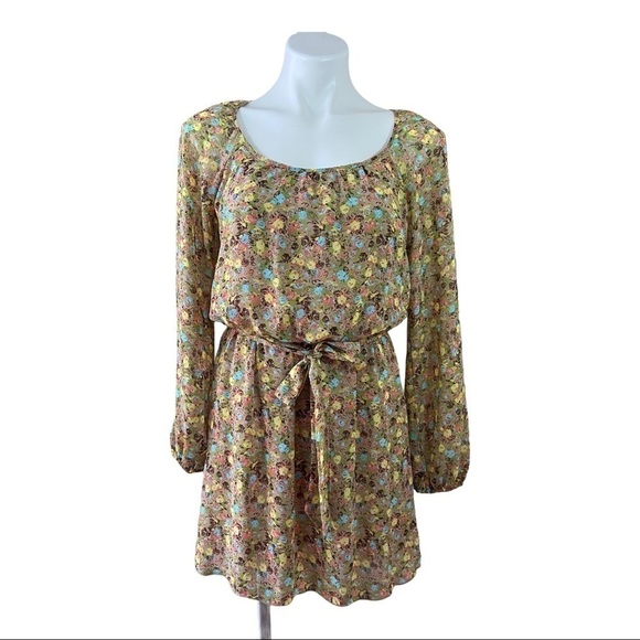 Speechless Dresses & Skirts - Speechless Beige Floral Multicolor Dress Small
